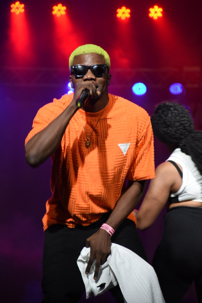Kayset on Stage with Wizkid